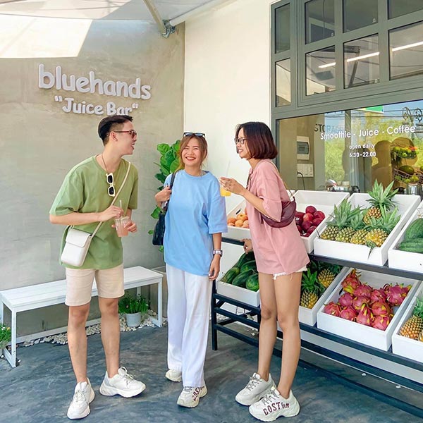 trang trí quán nước ép