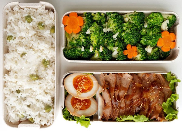 Đóng hộp thức ăn