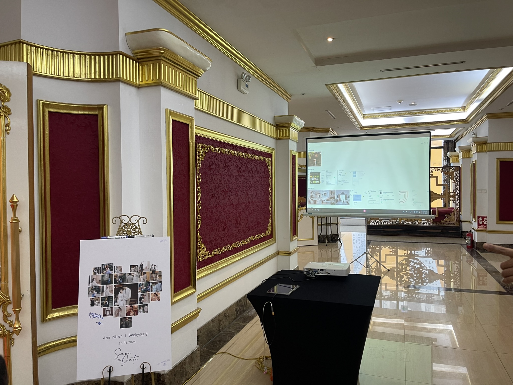 Thuê máy chiếu cho sự kiện