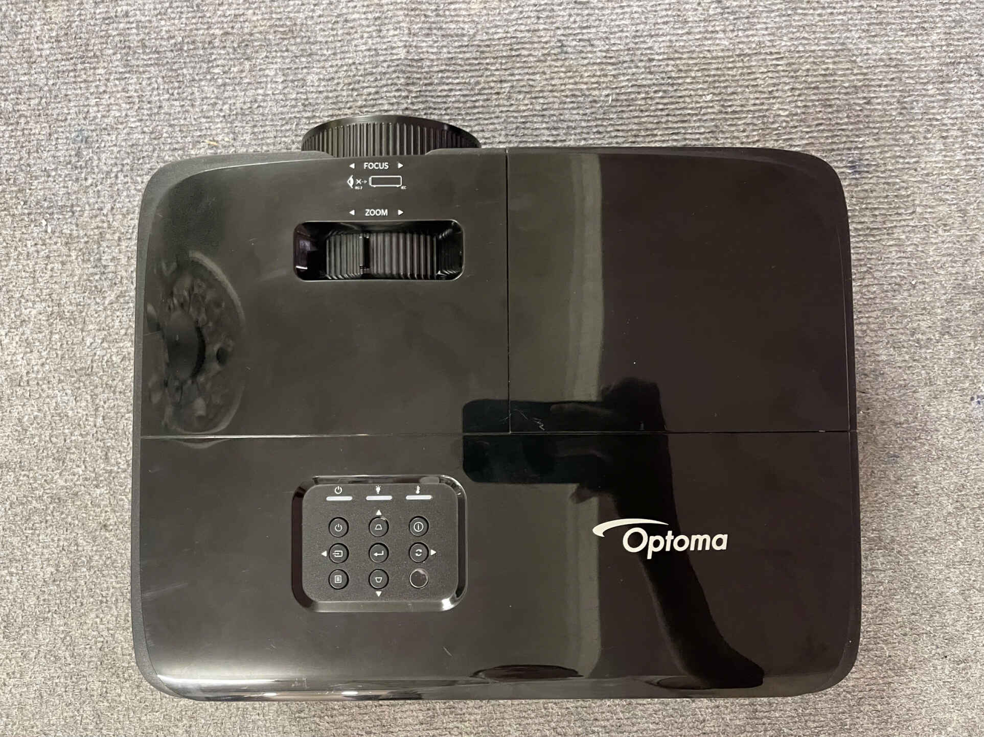 Máy chiếu cũ Optoma PX690