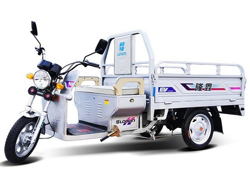 Xe ba bánh chở hàng