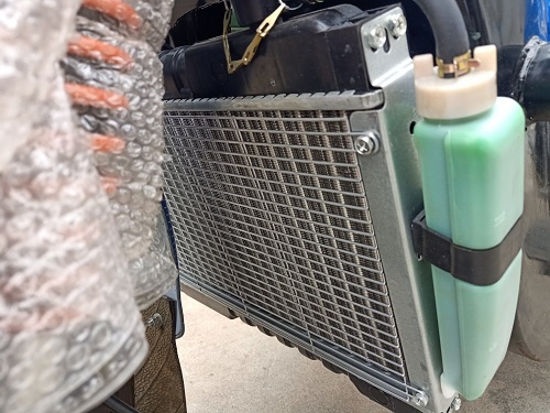 Két nước xe lôi ba bánh