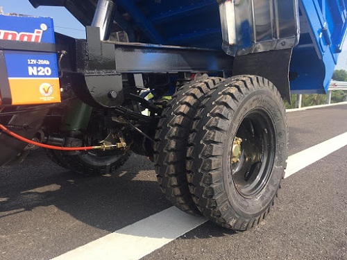 Lốp xe ba gác tiêu chuẩn