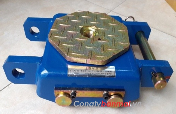 con rùa di chuyển hàng nặng