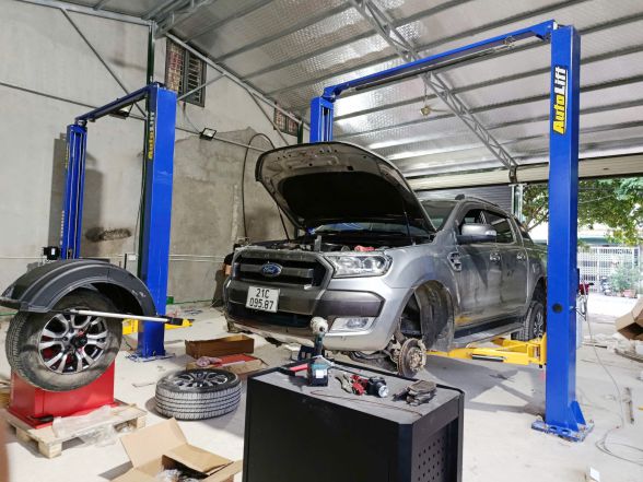 Hình ảnh cầu nâng 2 trụ 4,5 tấn Autolift AT-450 Pro