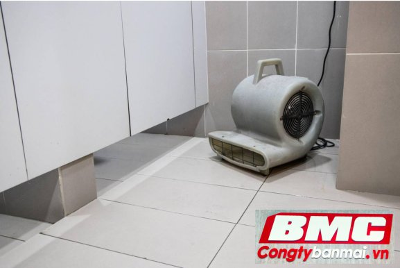 Hướng dẫn sử dụng máy thổi sàn đúng cách