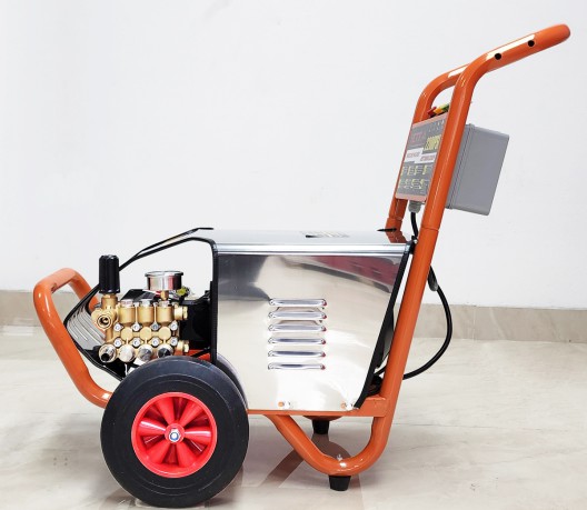 Mua máy rửa xe ở đâu tốt