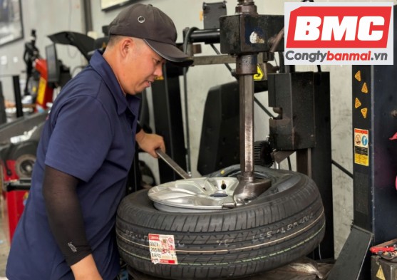 Tại sao việc bơm lốp xe Hyundai Accent đúng áp suất lại quan trọng