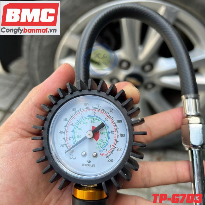 Bơm lốp xe ô tô Topmax TP-G703