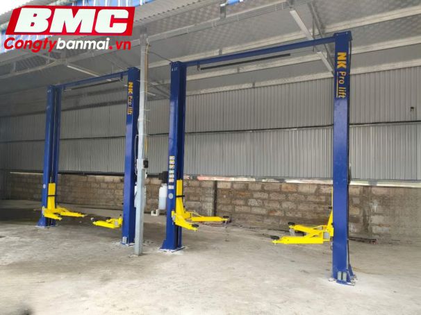 Hình ảnh Cầu nâng 2 trụ cổng trên NK Pro Lift NK-4000L 4 tấn