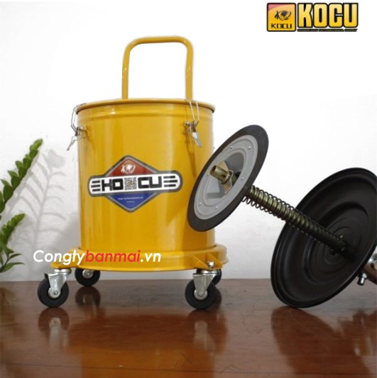 Máy bơm mỡ bò khí nén 30 lít Kocu GZ-A9