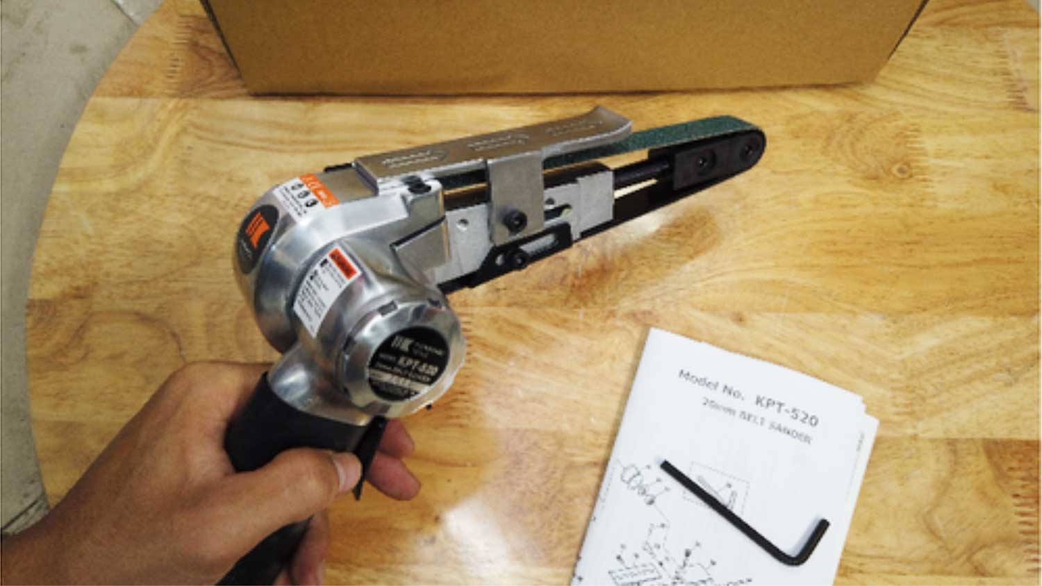 Máy mài dây đai khí nén Kawasaki KPT-520