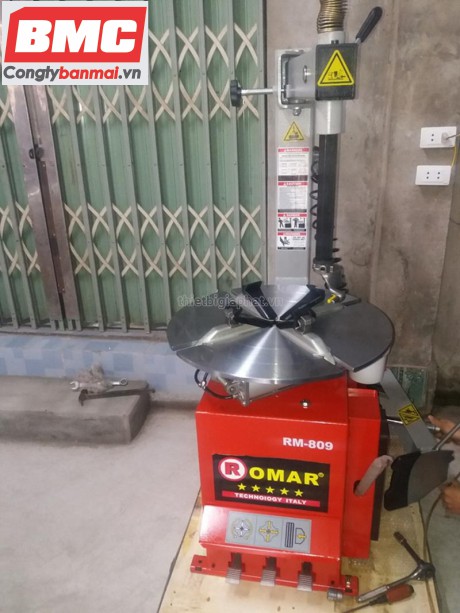 Máy ra vào lốp xe máy RM-809