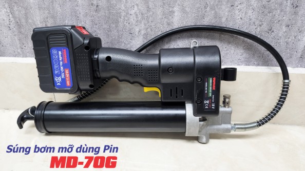 Súng bơm mỡ dùng cầm tay dùng Pin TOPMAX MD-70G