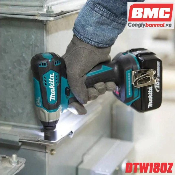 Súng Siết Bu Lông Dùng Pin Makita DTW180Z