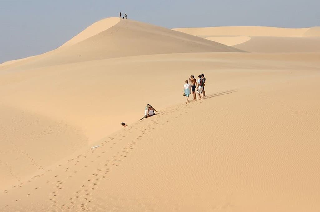 đồi cát trắng mũi né