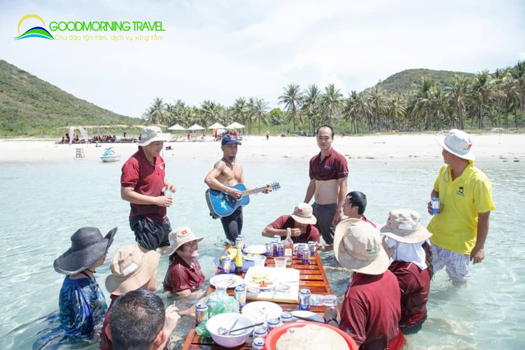 du lịch đảo robinson nha trang