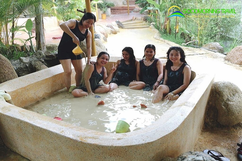 Tắm bùn I-Resort Nha Trang