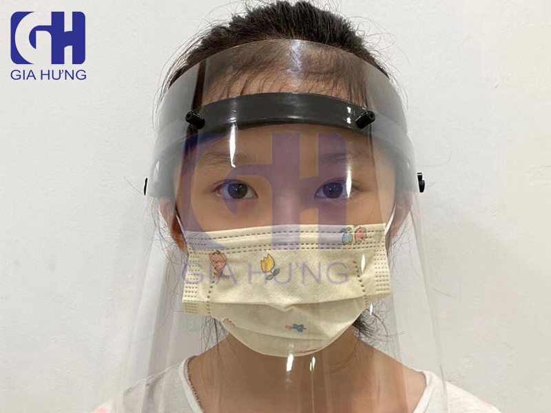mặt nạ ngăn giọt bắn sản xuất bằng nhựa PET trong suốt