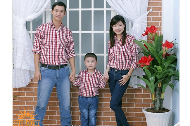 Áo đồng phục sơ mi gia đình chứa đựng nhiều ý nghĩa to lớn