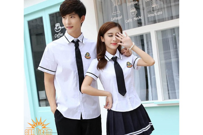 Áo đồng phục sơ mi lớp 6 thể hiện tinh thần đoàn kết giữa các em học sinh