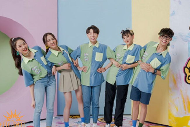 Áo sơ mi đồng phục lớp 9 có ý nghĩa rất quan trọng đối với mỗi học sinh