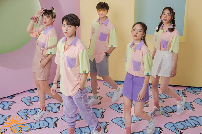 Lựa chọn chất liệu, logo và hình ảnh phù hợp