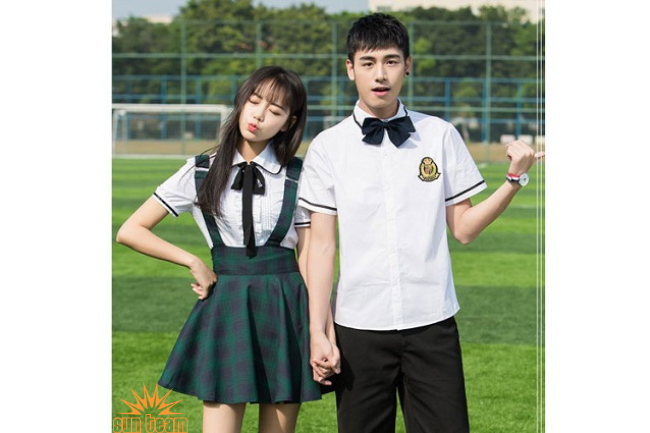 Những kiểu áo sơ mi đồng phục dành cho học sinh cấp 3 thể hiện nhiều ý nghĩa