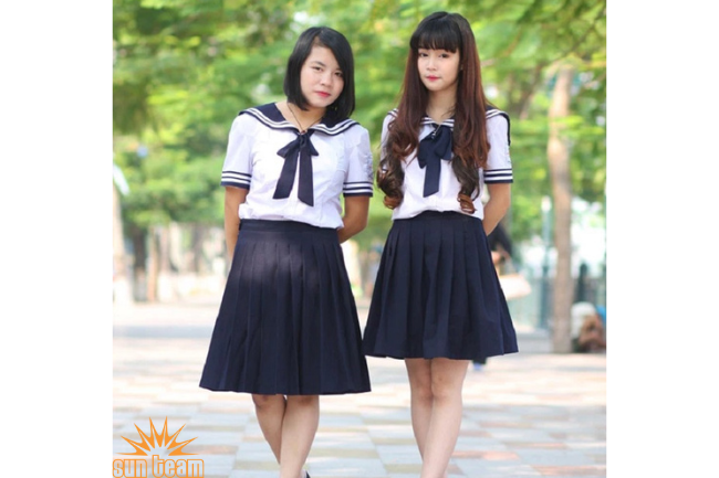 Đồng phục thùy thủ
