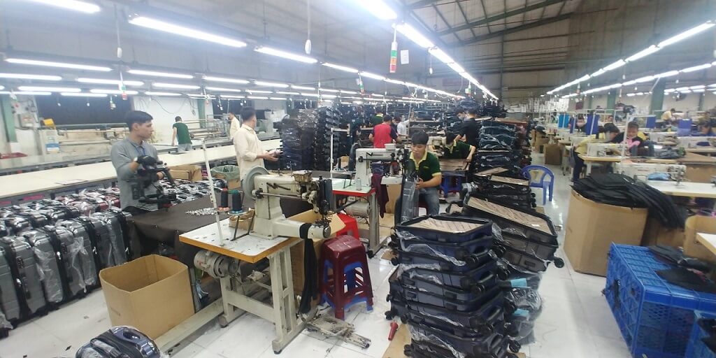 xưởng may balo quà tặng tết thiếu nhi