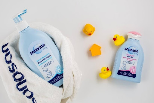 Cách chăm sóc da cho bé duy trì sự khỏe mạnh vào mùa hè