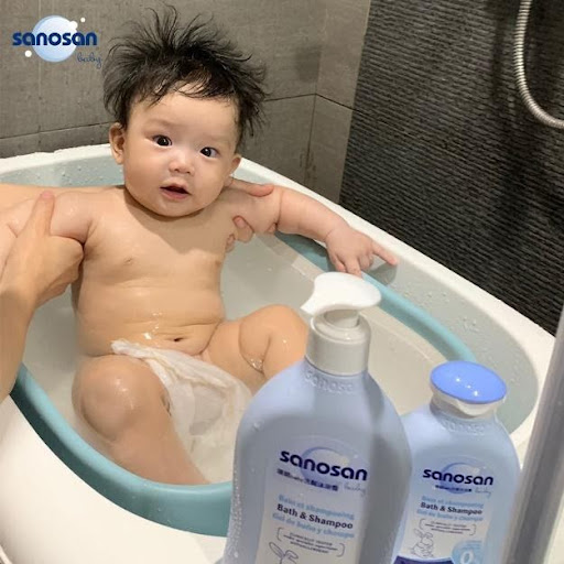 Làm thế nào để việc chuẩn bị cho trẻ đi tắm thuận lợi như ý cha mẹ muốn