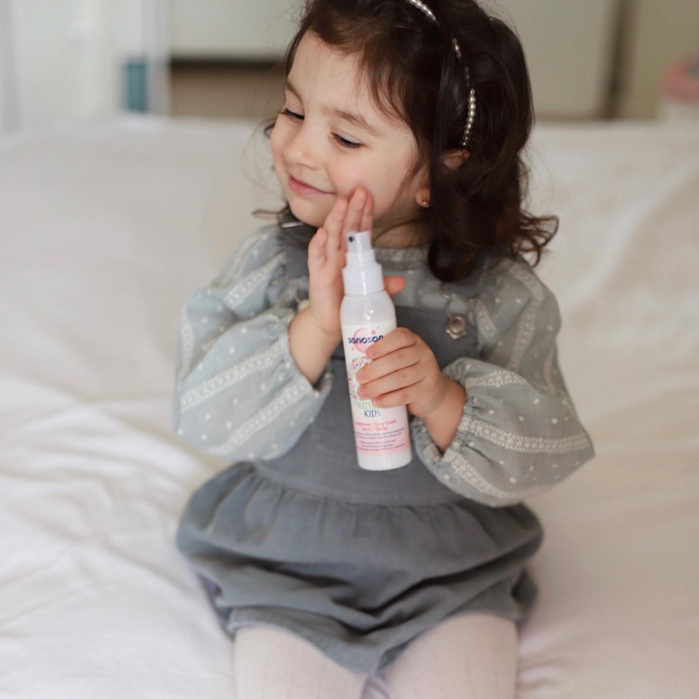 Những lợi ích khi chải tóc cho bé thường xuyên mẹ nên biết