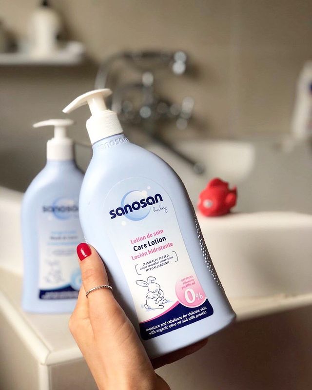 Có nên dùng kem dưỡng ẩm cho trẻ sơ sinh không?