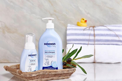 Quy trình tắm bằng bọt biển đầy đủ các bước cho trẻ sơ sinh và trẻ nhỏ