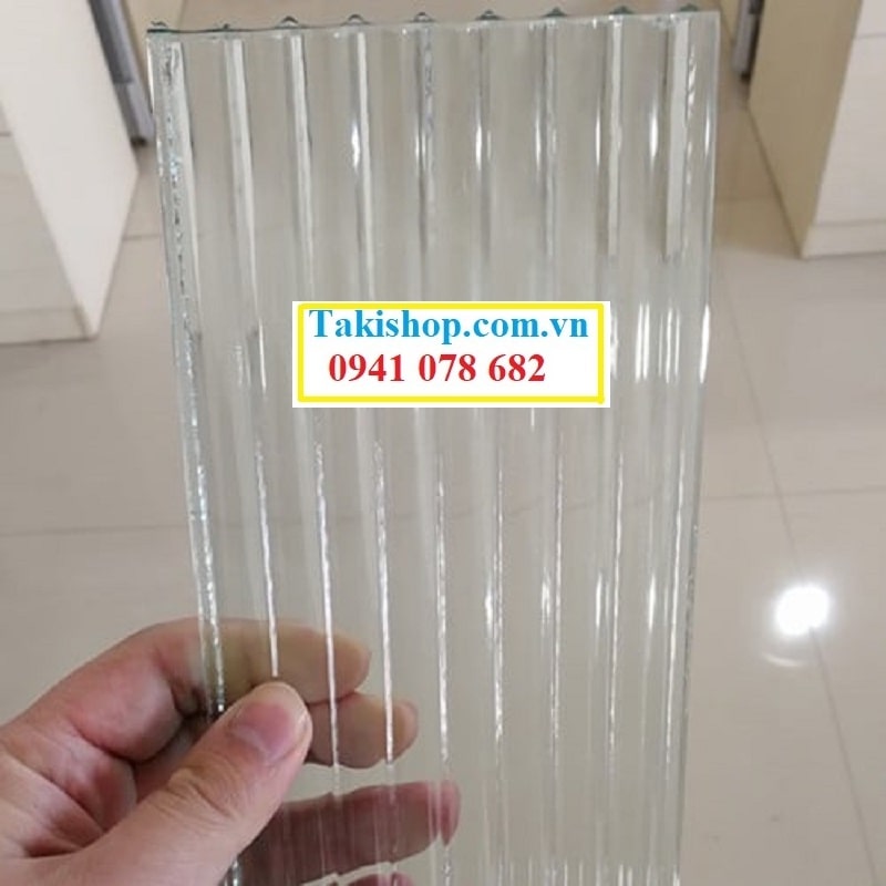 Mẫu kính sóng 5mm cường lực (sọc to)