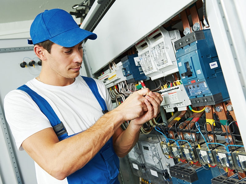 Cách sửa chập điện - cháy nổ điện nhanh chóng Cách sửa chập điện - cháy nổ điện nhanh chóng