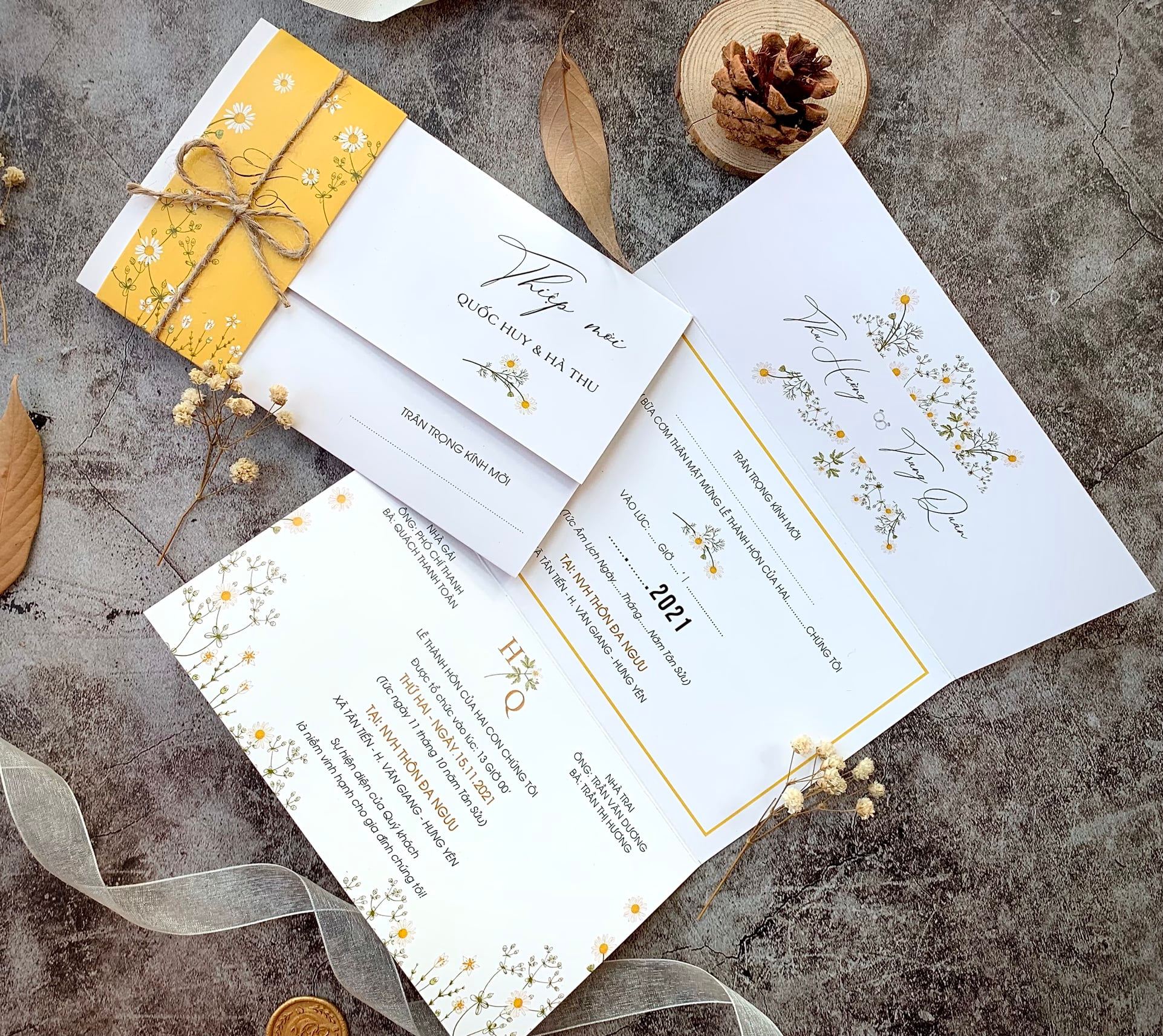 thiệp cưới Hạ Long, thiết kế thiệp cưới Quảng Ninh, in thiệp cưới đẹp tại Hạ Long, mẫu thiệp cưới sang trọng, thiệp cưới hiện đại tinh tế, thiệp cưới phong cách châu Âu, thiệp cưới truyền thống Việt Nam, thiệp cưới giá rẻ Hạ Long, thiệp cưới Phương Đông Hạ Long, dịch vụ in thiệp cưới nhanh, in thiệp cưới theo yêu cầu, xưởng in thiệp cưới uy tín, in thiệp cưới cao cấp Quảng Ninh, mẫu thiệp cưới hot trend 2025, thiệp cưới đơn giản mà đẹp, thiết kế thiệp cưới độc quyền, in thiệp cưới số lượng ít, thiệp cưới vintage cổ điển, mẫu thiệp cưới tinh tế nhẹ nhàng, in thiệp cưới lấy ngay tại Hạ Long, thiệp cưới handmade đẹp, thiệp cưới tông màu pastel, thiệp cưới cao cấp sang trọng, mẫu thiệp cưới tối giản, thiết kế thiệp cưới theo phong cách riêng, mẫu thiệp cưới độc đáo ấn tượng, thiệp cưới màu nude thời thượng, thiệp cưới hoa văn truyền thống, thiệp cưới in nổi ép kim, thiệp cưới Hạ Long giá tốt