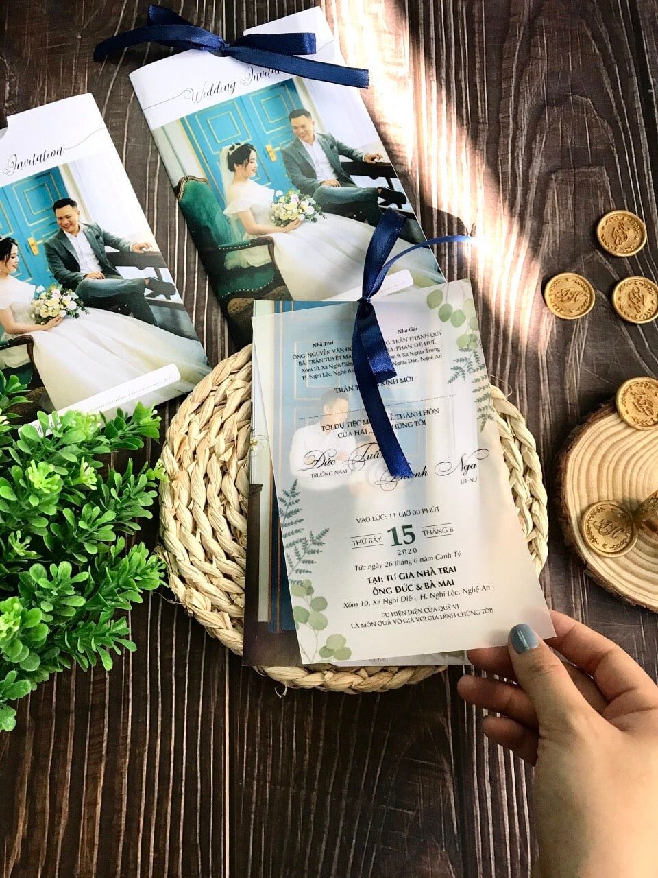 thiệp cưới Hạ Long, thiết kế thiệp cưới Quảng Ninh, in thiệp cưới đẹp tại Hạ Long, mẫu thiệp cưới sang trọng, thiệp cưới hiện đại tinh tế, thiệp cưới phong cách châu Âu, thiệp cưới truyền thống Việt Nam, thiệp cưới giá rẻ Hạ Long, thiệp cưới Phương Đông Hạ Long, dịch vụ in thiệp cưới nhanh, in thiệp cưới theo yêu cầu, xưởng in thiệp cưới uy tín, in thiệp cưới cao cấp Quảng Ninh, mẫu thiệp cưới hot trend 2025, thiệp cưới đơn giản mà đẹp, thiết kế thiệp cưới độc quyền, in thiệp cưới số lượng ít, thiệp cưới vintage cổ điển, mẫu thiệp cưới tinh tế nhẹ nhàng, in thiệp cưới lấy ngay tại Hạ Long, thiệp cưới handmade đẹp, thiệp cưới tông màu pastel, thiệp cưới cao cấp sang trọng, mẫu thiệp cưới tối giản, thiết kế thiệp cưới theo phong cách riêng, mẫu thiệp cưới độc đáo ấn tượng, thiệp cưới màu nude thời thượng, thiệp cưới hoa văn truyền thống, thiệp cưới in nổi ép kim, thiệp cưới Hạ Long giá tốt