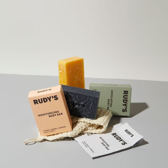 hộp giấy quà tặng sang trọng tại Hạ Long, thiết kế hộp giấy mỹ phẩm đẹp mắt, chuyên nghiệp, in hộp giấy đựng thực phẩm an toàn tại Hạ Long, hộp giấy kraft thân thiện môi trường, giá rẻ, in hộp giấy đựng bánh trung thu đẹp, chất lượng cao, hộp giấy đựng mỹ phẩm thiết kế theo yêu cầu, in hộp giấy đựng quà tặng số lượng ít, thiết kế hộp giấy cao cấp cho sản phẩm mỹ phẩm, hộp giấy đựng thức ăn nhanh, an toàn vệ sinh, hộp giấy đựng trà, cà phê, hộp giấy thực phẩm, hộp giấy in logo thương hiệu nổi bật, hộp giấy đựng bánh ngọt, bánh quy, bánh trung thu, hộp giấy đựng sản phẩm thời trang, phụ kiện, in hộp giấy kraft giá rẻ tại Quảng Ninh, hộp giấy mỹ thuật, hộp giấy couche cao cấp.