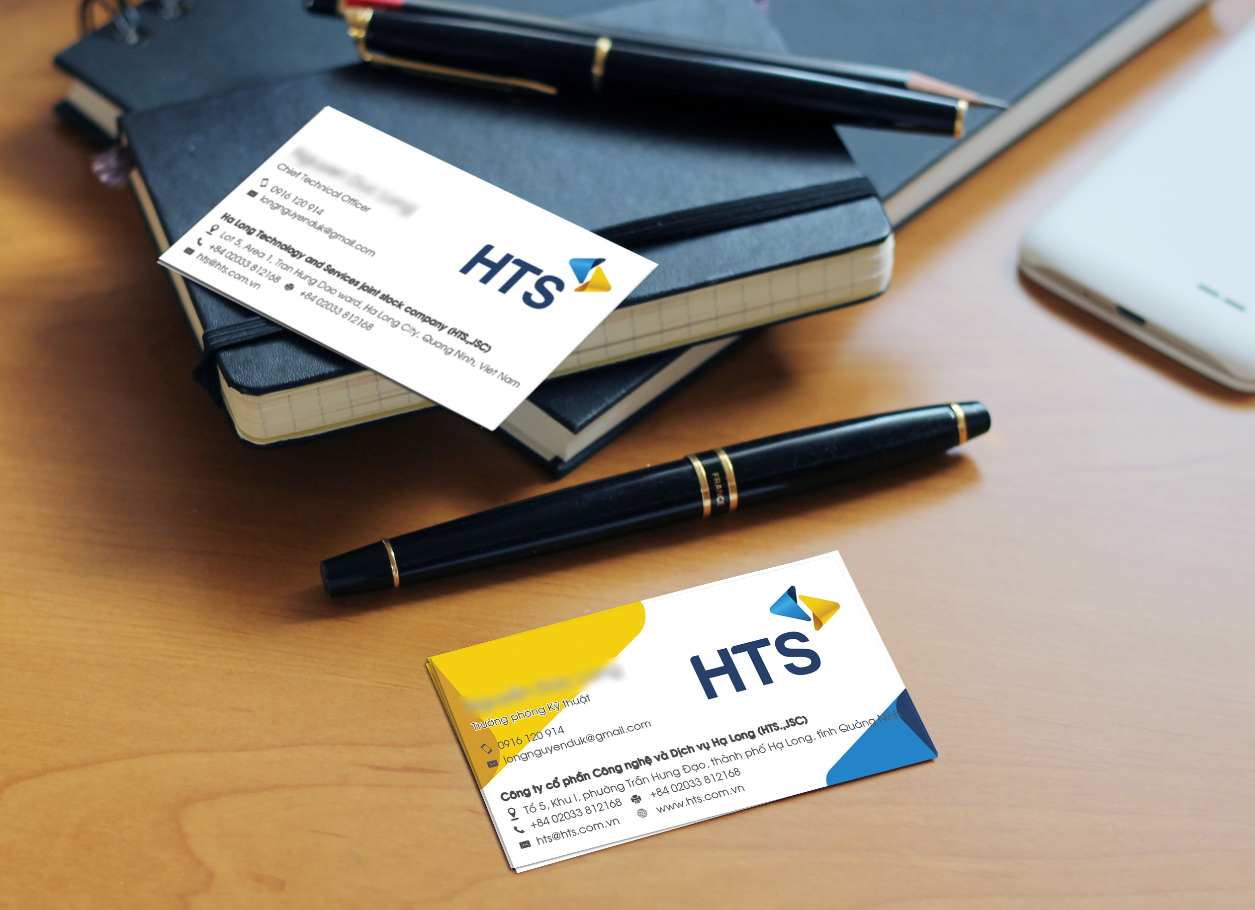 Danh thiếp được in tại Phương Đông Hạ Long với nhiều phong cách: ép kim, cán mờ, card nhựa, phù hợp doanh nhân và doanh nghiệp nhỏ