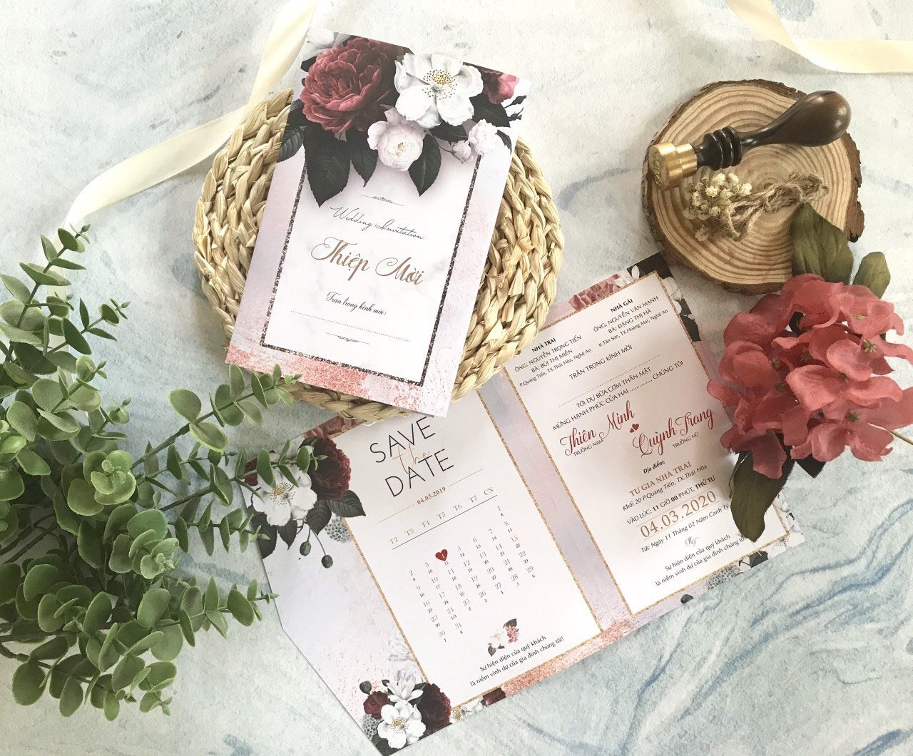 thiệp cưới Hạ Long, thiết kế thiệp cưới Quảng Ninh, in thiệp cưới đẹp tại Hạ Long, mẫu thiệp cưới sang trọng, thiệp cưới hiện đại tinh tế, thiệp cưới phong cách châu Âu, thiệp cưới truyền thống Việt Nam, thiệp cưới giá rẻ Hạ Long, thiệp cưới Phương Đông Hạ Long, dịch vụ in thiệp cưới nhanh, in thiệp cưới theo yêu cầu, xưởng in thiệp cưới uy tín, in thiệp cưới cao cấp Quảng Ninh, mẫu thiệp cưới hot trend 2025, thiệp cưới đơn giản mà đẹp, thiết kế thiệp cưới độc quyền, in thiệp cưới số lượng ít, thiệp cưới vintage cổ điển, mẫu thiệp cưới tinh tế nhẹ nhàng, in thiệp cưới lấy ngay tại Hạ Long, thiệp cưới handmade đẹp, thiệp cưới tông màu pastel, thiệp cưới cao cấp sang trọng, mẫu thiệp cưới tối giản, thiết kế thiệp cưới theo phong cách riêng, mẫu thiệp cưới độc đáo ấn tượng, thiệp cưới màu nude thời thượng, thiệp cưới hoa văn truyền thống, thiệp cưới in nổi ép kim, thiệp cưới Hạ Long giá tốt