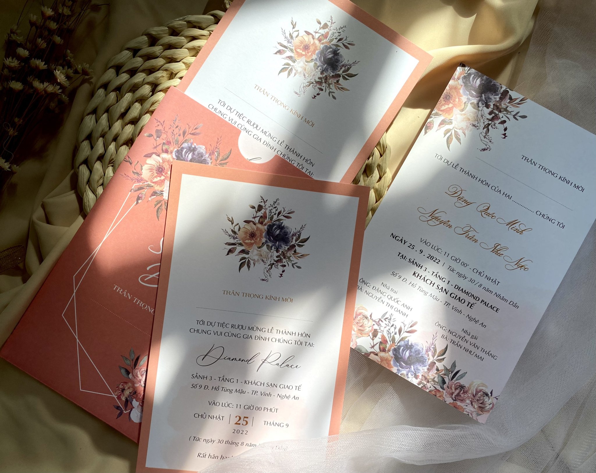 thiệp cưới Hạ Long, thiết kế thiệp cưới Quảng Ninh, in thiệp cưới đẹp tại Hạ Long, mẫu thiệp cưới sang trọng, thiệp cưới hiện đại tinh tế, thiệp cưới phong cách châu Âu, thiệp cưới truyền thống Việt Nam, thiệp cưới giá rẻ Hạ Long, thiệp cưới Phương Đông Hạ Long, dịch vụ in thiệp cưới nhanh, in thiệp cưới theo yêu cầu, xưởng in thiệp cưới uy tín, in thiệp cưới cao cấp Quảng Ninh, mẫu thiệp cưới hot trend 2025, thiệp cưới đơn giản mà đẹp, thiết kế thiệp cưới độc quyền, in thiệp cưới số lượng ít, thiệp cưới vintage cổ điển, mẫu thiệp cưới tinh tế nhẹ nhàng, in thiệp cưới lấy ngay tại Hạ Long, thiệp cưới handmade đẹp, thiệp cưới tông màu pastel, thiệp cưới cao cấp sang trọng, mẫu thiệp cưới tối giản, thiết kế thiệp cưới theo phong cách riêng, mẫu thiệp cưới độc đáo ấn tượng, thiệp cưới màu nude thời thượng, thiệp cưới hoa văn truyền thống, thiệp cưới in nổi ép kim, thiệp cưới Hạ Long giá tốt