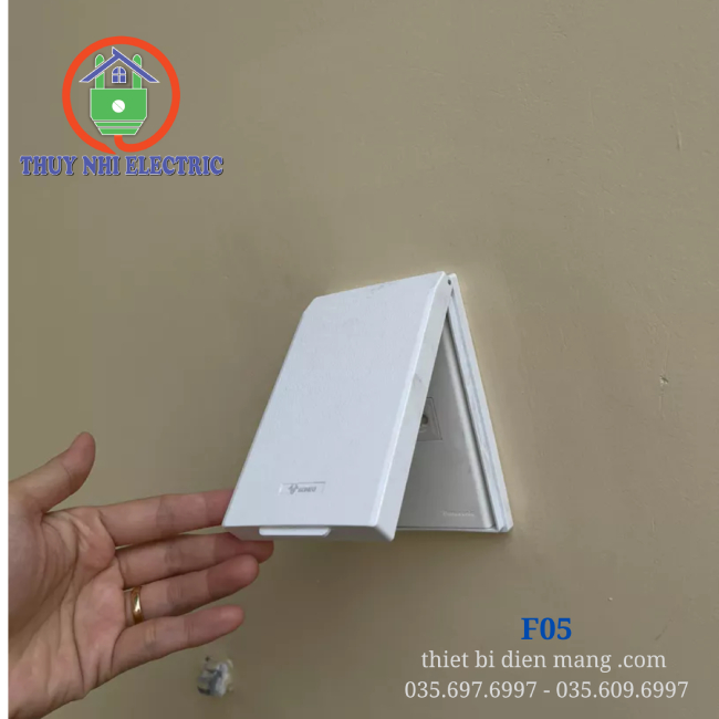 Mặt Che Ổ Cắm Goneo F05