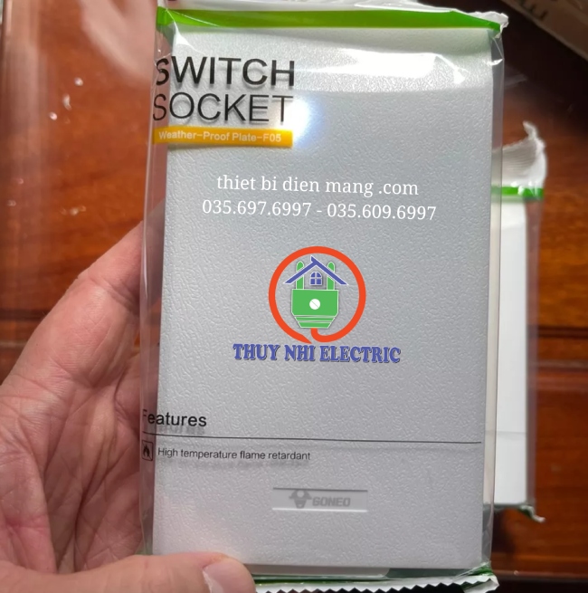 Mặt Che Ổ Cắm Goneo F05