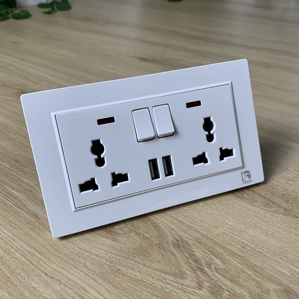 Ổ cắm có công tắc tích hợp cùng sạc USB LG-F21-066