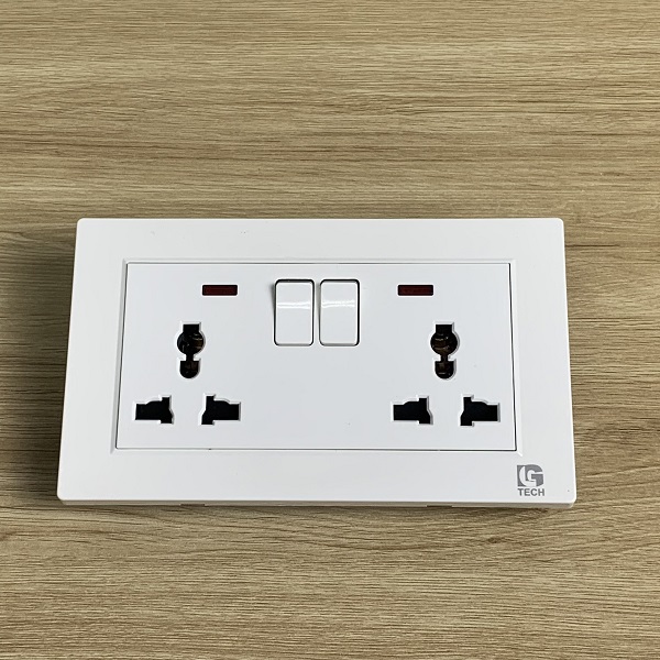 Ổ cắm điện tích hợp công tắc âm tường LG-F21-065