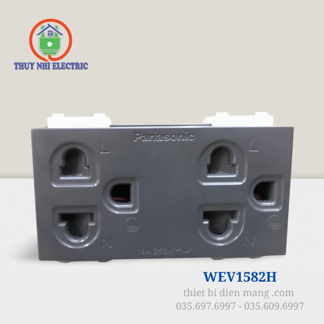 Ổ cắm Panasonic WEV1582H