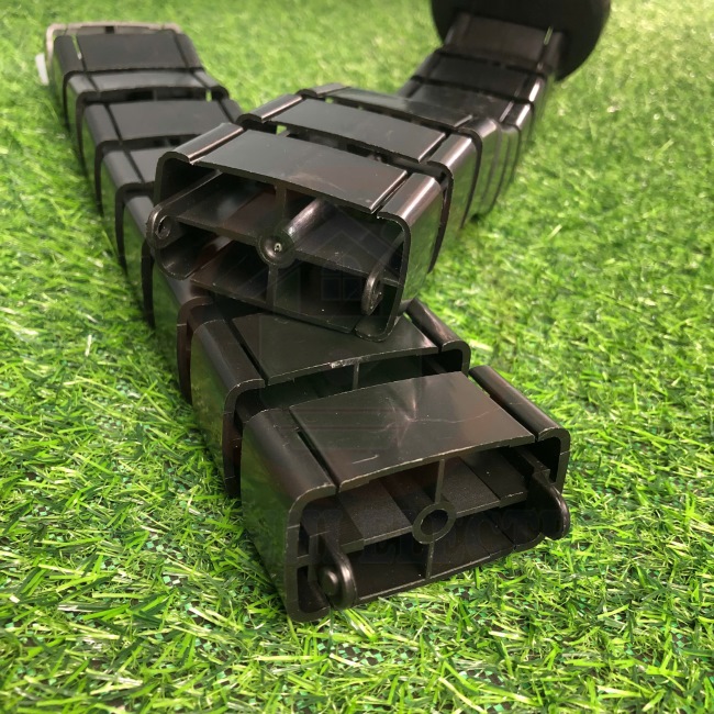 Ống Luồn Dây Điện Chân Bàn Dạng Khớp Hình Vuông Màu Đen TNE1-XKL-V-Đ