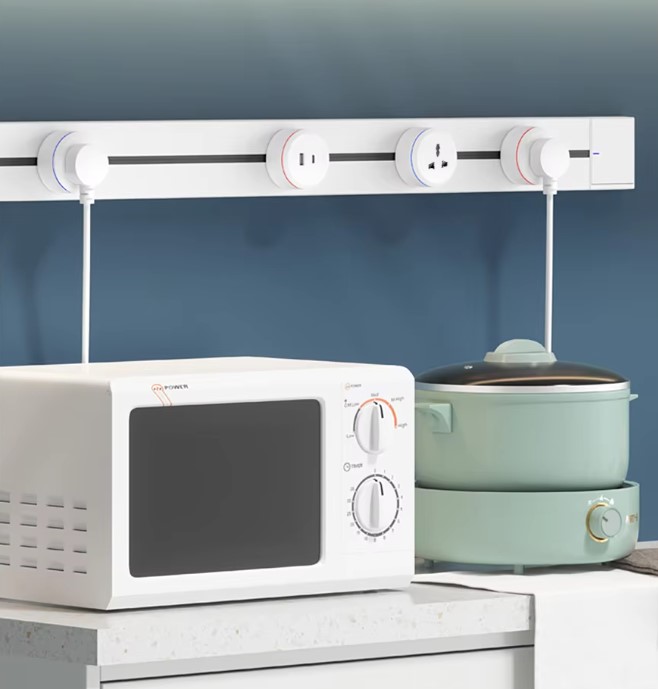 Thanh Ray Ổ Cắm Dạng Trượt Thông Minh 40cm Tenko TK-RA40 – Màu Trắng